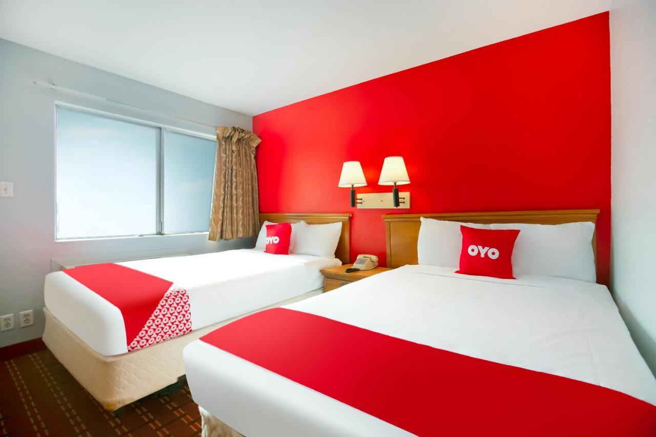 Oyo Hotel Houston Southwest I-69 Eksteriør bilde